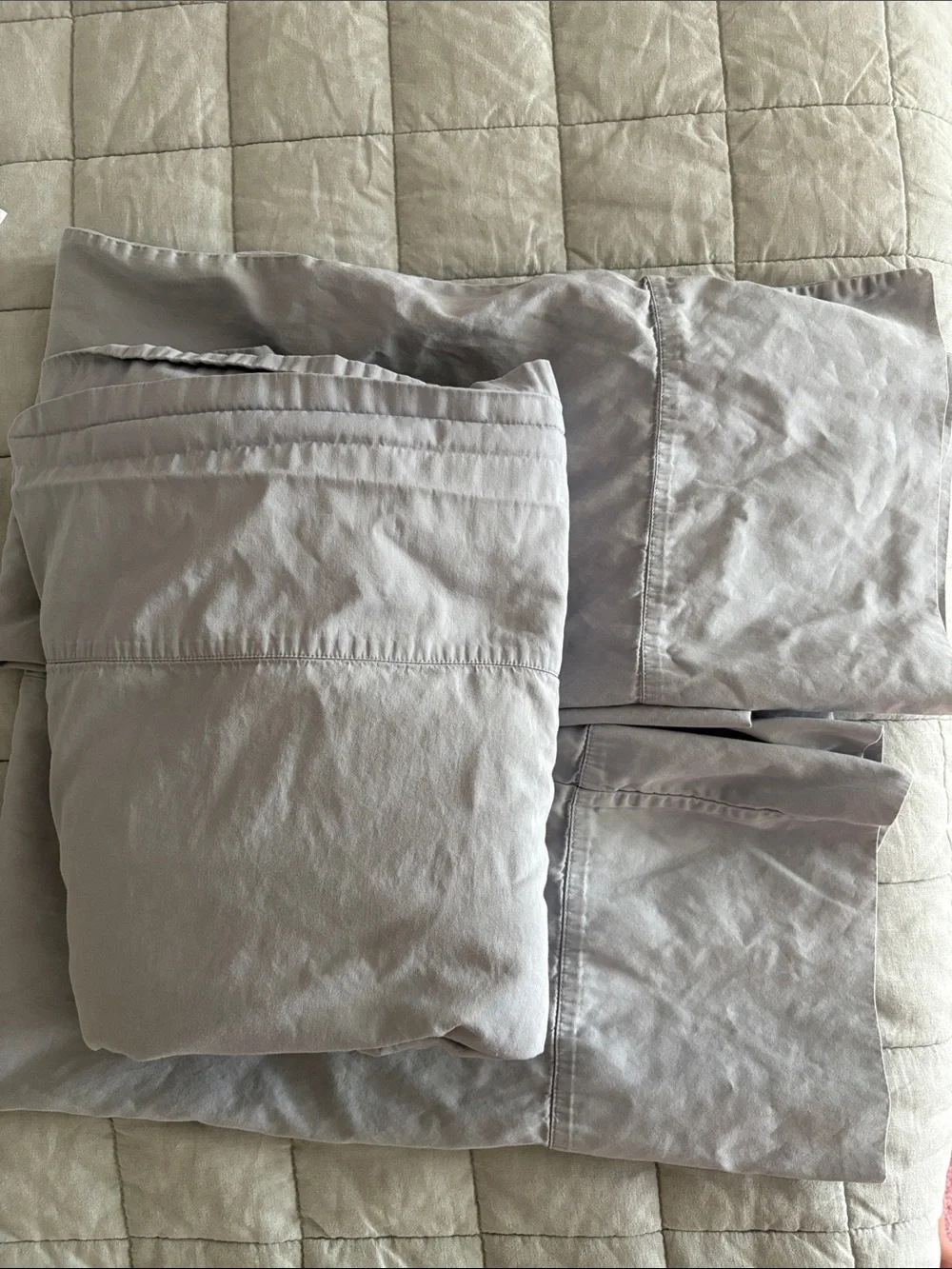 King Boll & Branch Organic Cotton Signature Hemmed Top Sheet & 2 Pillowcases